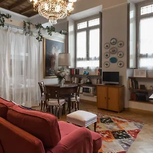 Italianway - Santa Maria Fulcorina 11 , Milan Italie
